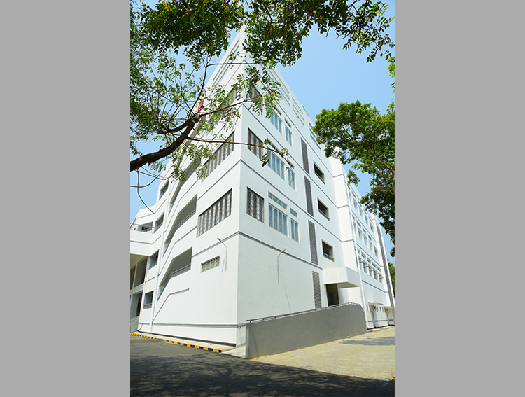 Chennai Guru Nanak College Interior Designers