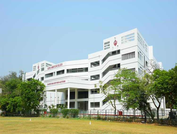 Guru Nanak College Architects